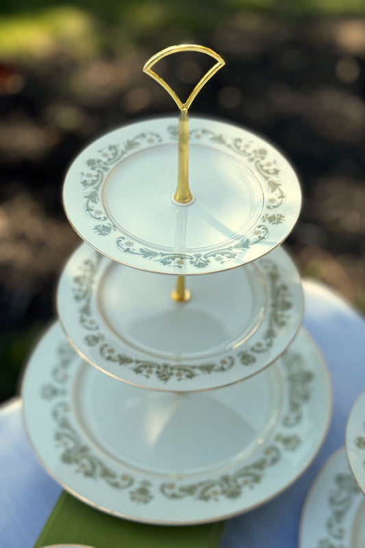 Tiered tray